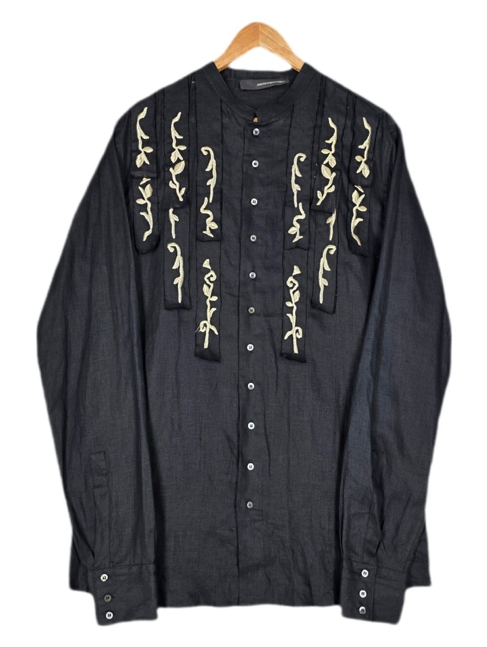 ANDREW MACKENZIE RARE ITALIAN‑MADE EMBROIDERED BUTTON‑UP SHIRT – SIZE 52 – BLACK
